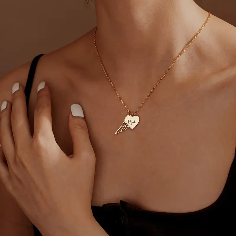 Zarif Kalp Şekilli Kanat İsimli Kolye | 925 Gümüş